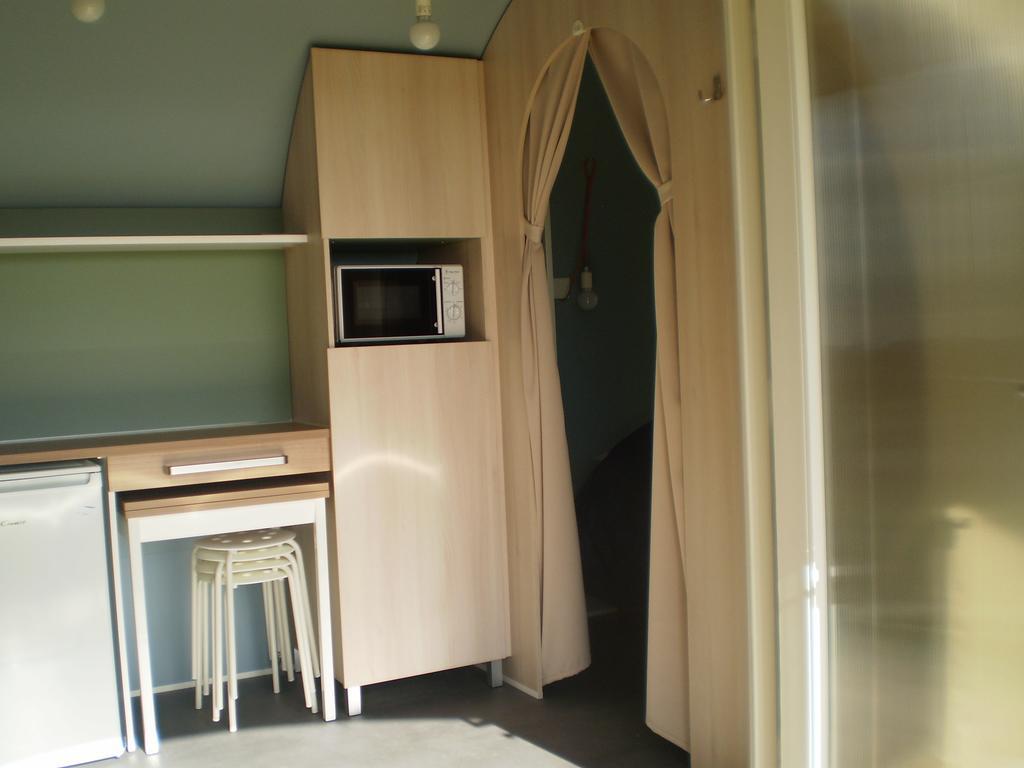 Camping Le Bois Jahan Brunelles 部屋 写真