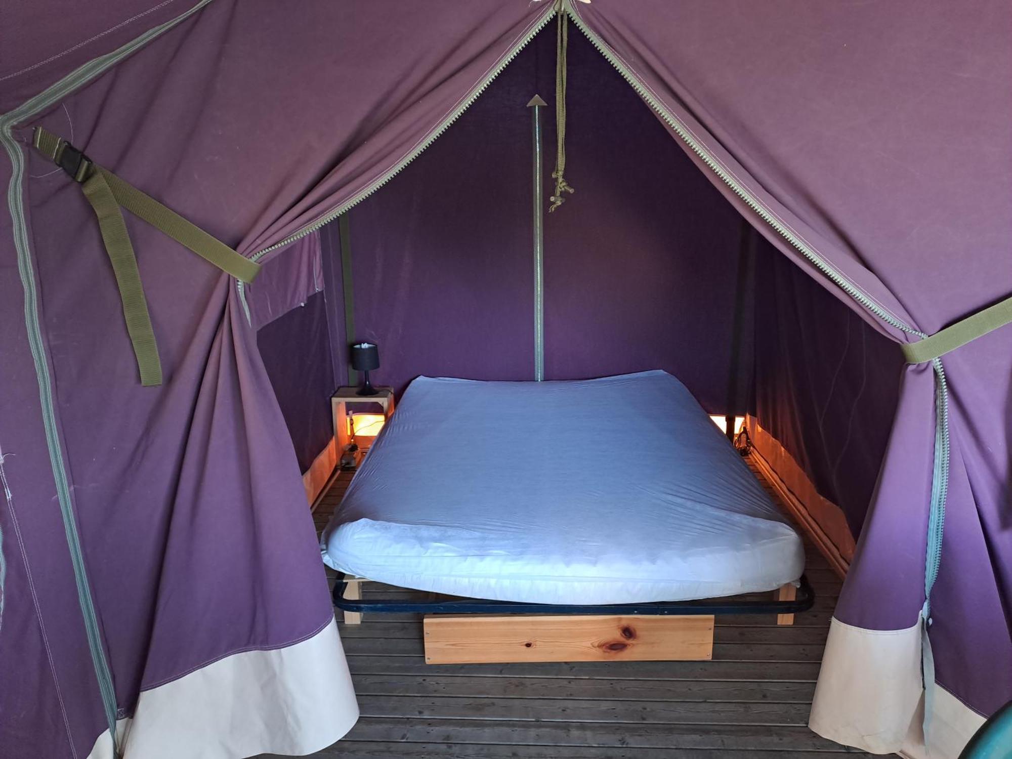Camping Le Bois Jahan Brunelles エクステリア 写真